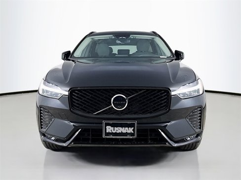 New 2026 Volvo XC60 B5 Plus w/ Protection Package image 2