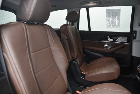 Used 2024 Mercedes-Benz GLS 450 4MATIC image 14