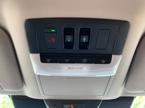 Used 2024 Nissan Pathfinder Platinum w/ Cargo Package image 21