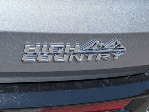 New 2026 Chevrolet Traverse High Country image 6