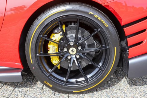 Certified 2023 Ferrari 812 Competizione image 12