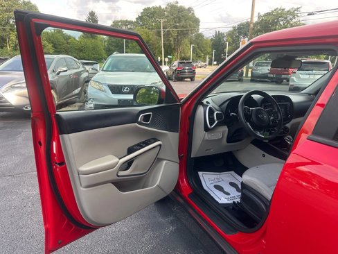 Used 2020 Kia Soul S image 10