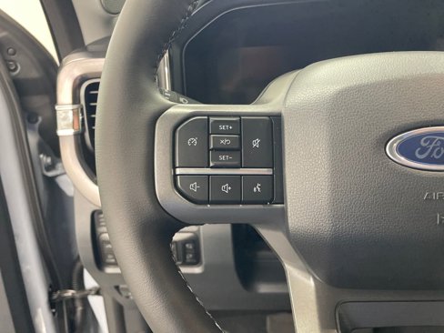 New 2026 Ford F250 Lariat image 19