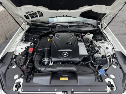Used 2019 Mercedes-Benz SLC 300 w/ Premium Package image 5