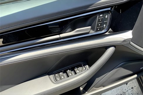 New 2025 Porsche Panamera 4 image 27
