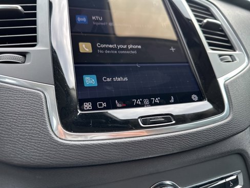 Certified 2025 Volvo XC90 B5 Core image 30