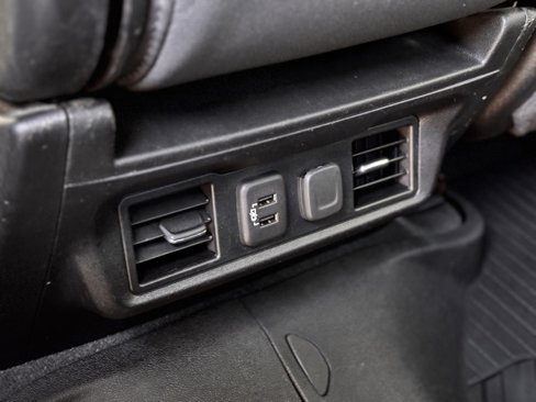 Used 2022 Chevrolet Silverado 2500 LT w/ Convenience Package image 23