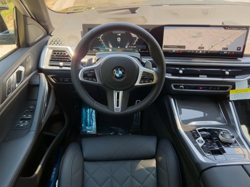 New 2026 BMW X6 M60i w/ Executive Package image 18