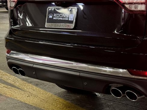 Certified 2025 Lincoln Aviator AWD image 5