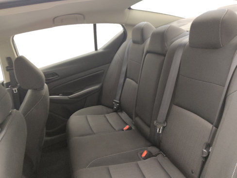 Used 2023 Nissan Altima 2.5 SV image 18