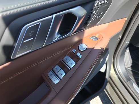 New 2026 BMW X7 xDrive40i image 21