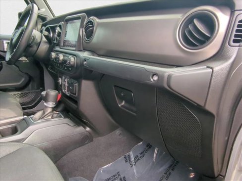 Used 2021 Jeep Gladiator Sport image 25