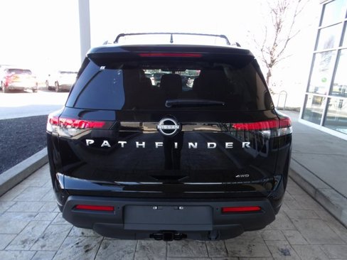 New 2025 Nissan Pathfinder SV image 6