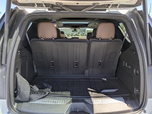 Used 2022 Chevrolet Tahoe High Country image 39