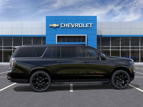 New 2026 Chevrolet Suburban RST w/ RST Capability Package image 5