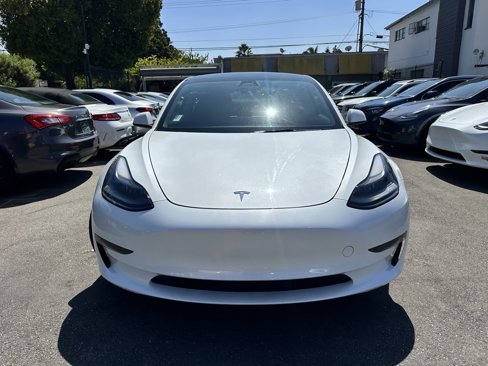 Used 2023 Tesla Model 3 Standard Range image 2