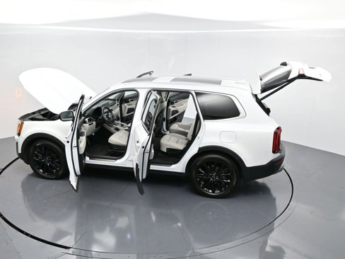 Used 2021 Kia Telluride SX w/ SX Prestige Package image 52