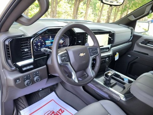 New 2025 Chevrolet Silverado 1500 LTZ w/ LTZ Premium Package image 11
