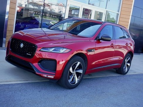 Used 2025 Jaguar F-PACE R-Dynamic S image 1