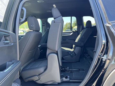 New 2026 GMC Acadia Elevation image 35