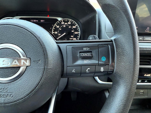 Used 2023 Nissan Rogue SV image 23
