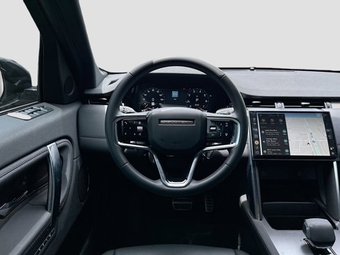 Used 2025 Land Rover Discovery Sport Dynamic SE image 14