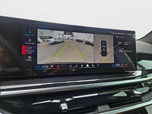 New 2026 BMW X7 M60i w/ Executive Package image 13