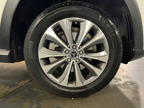 Used 2021 Mercedes-Benz GLE 350 4MATIC image 9