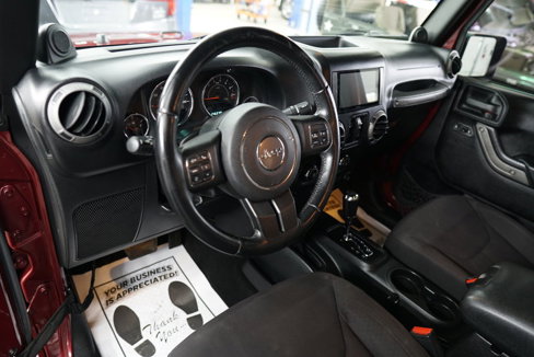 Used 2013 Jeep Wrangler Unlimited Sport image 15