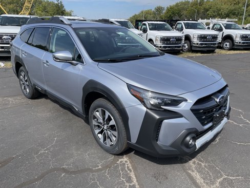 New 2025 Subaru Outback Touring XT image 11