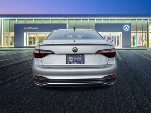 Used 2024 Volkswagen Jetta S image 5