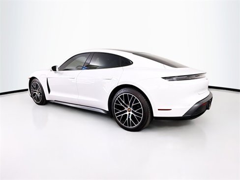 Certified 2023 Porsche Taycan image 3