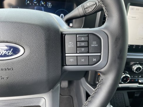 New 2025 Ford F350 Lariat w/ Lariat Ultimate Package image 16