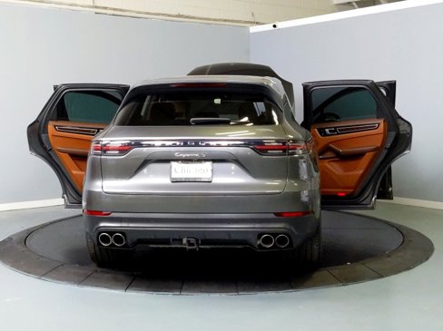 Used 2020 Porsche Cayenne S image 14