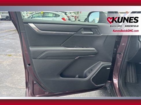 New 2025 GMC Acadia Elevation w/ Elevation Premium Package image 39