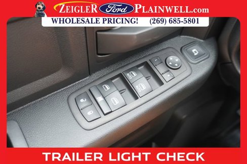 Used 2023 RAM 3500 Tradesman w/ Convenience Group image 29