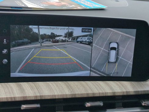 Used 2025 Kia Telluride SX Prestige image 21