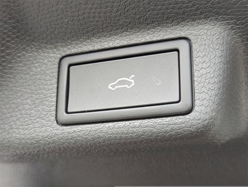 New 2025 Volkswagen ID. Buzz Pro S Plus image 37