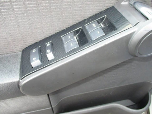 Used 2010 Ford Explorer XLT image 19
