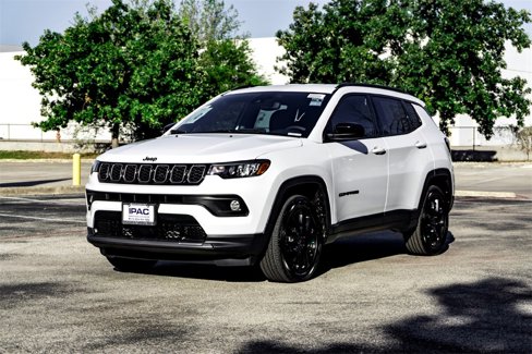 New 2026 Jeep Compass Latitude image 6