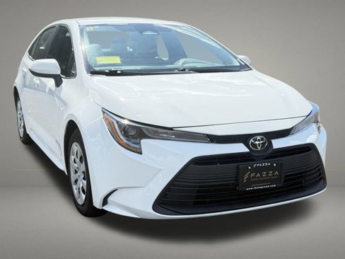 Used 2024 Toyota Corolla LE image 8