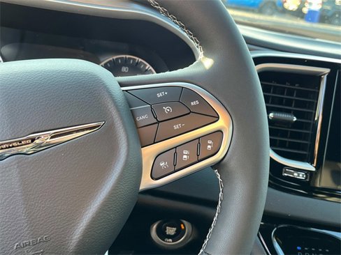New 2026 Chrysler Voyager LX image 24