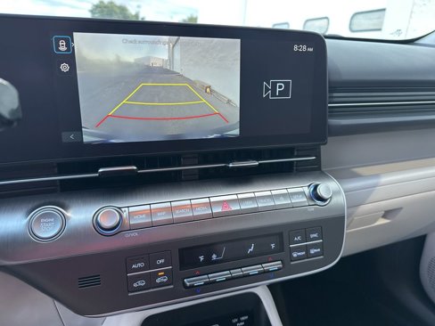Used 2024 Hyundai Kona SEL image 15