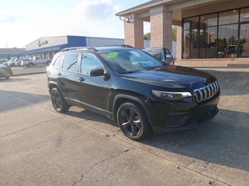 Used 2021 Jeep Cherokee Latitude image 1