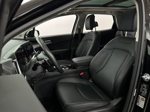 Used 2024 Kia Sportage EX w/ EX Premium Package image 17