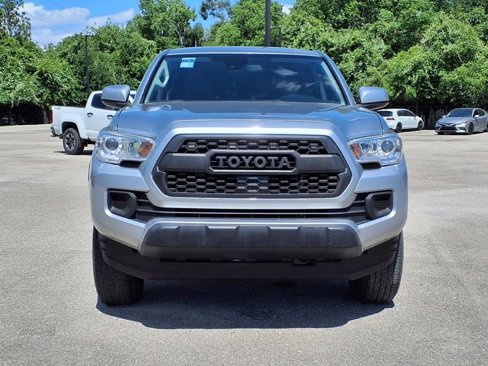 Used 2022 Toyota Tacoma SR image 2
