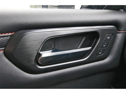 New 2026 Nissan Armada PRO-4X w/ Captain's Chari Seat Package image 21