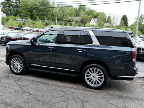 Used 2022 Cadillac Escalade Premium Luxury image 7