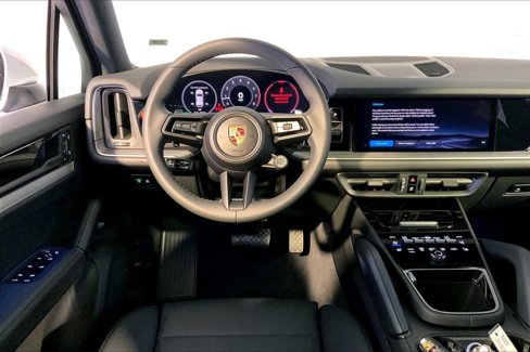 New 2026 Porsche Cayenne image 13