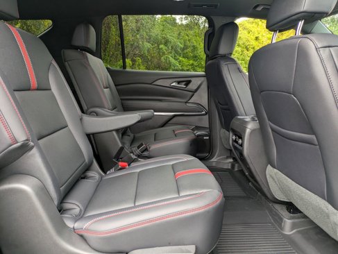 New 2026 Chevrolet Traverse RS w/ LPO, Floor Liner Package image 32